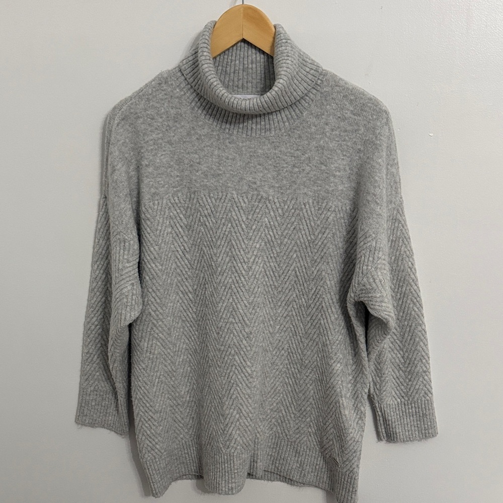 Calvin Klein Cozy Gray Turtleneck Sweater